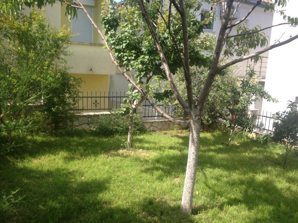 Apartments Svetlana อัตเจฮะห์ ภายนอก รูปภาพ