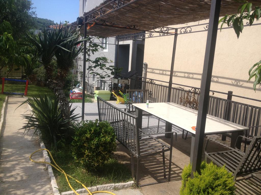 Apartments Svetlana อัตเจฮะห์ ภายนอก รูปภาพ